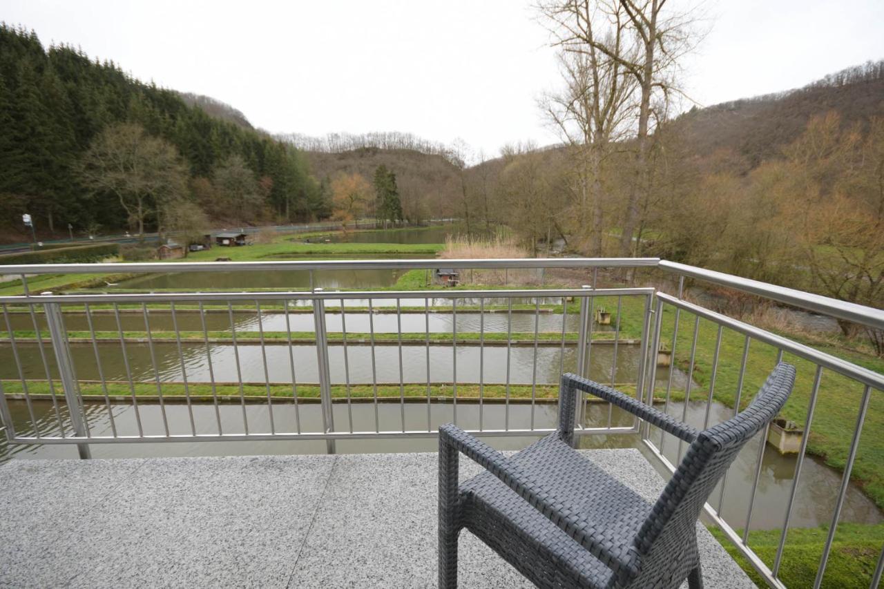 Zimmer Ohne Fruehstueck In Der Forellenzucht Burgen  Exterior foto